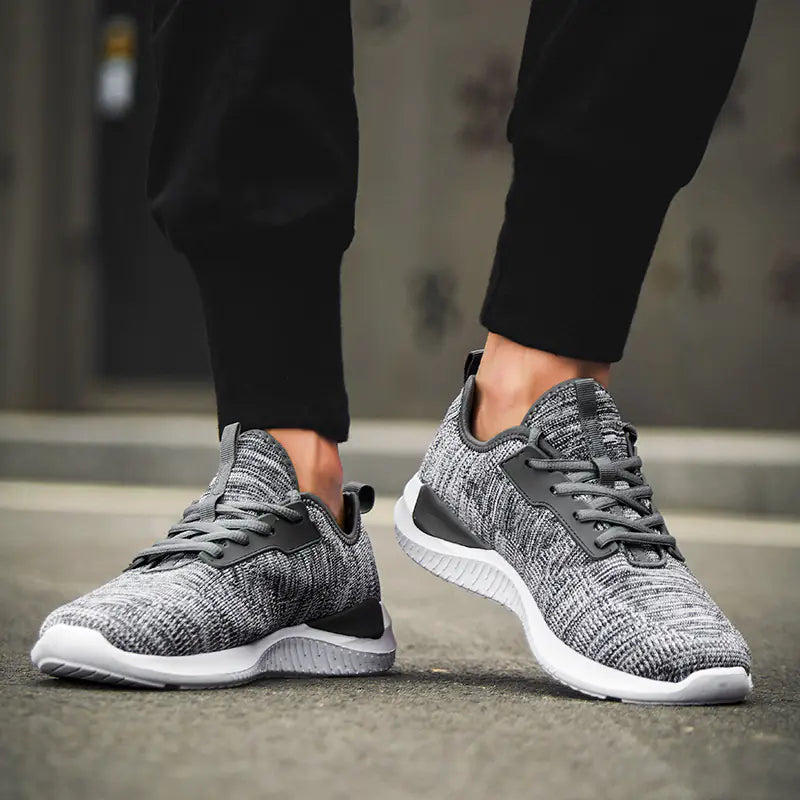 Breathable Flyknit Running Shoes