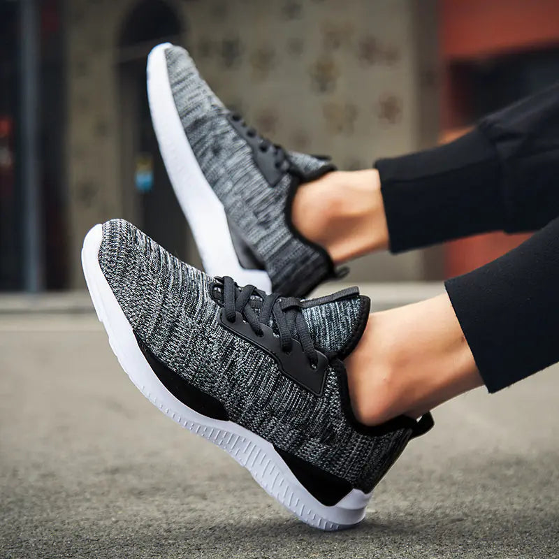 Breathable Flyknit Running Shoes